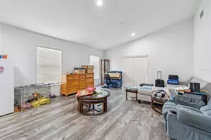 206 Lake Mariana Pl, Auburndale, FL 33823 - Photo 6