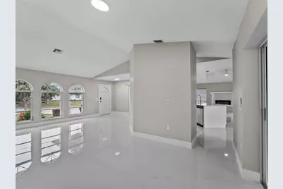 18662 Arapahoe Circle, Port Charlotte, FL 33948 - Photo 34