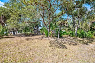 375 Yeager Street, Port Charlotte, FL 33954 - Photo 28