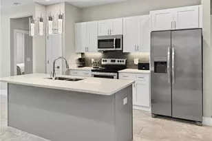 4667 Brasher Ave, North Port, FL 34287 - Photo 4