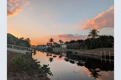 1459 SE 14th Street, Cape Coral, FL 33990 - Photo 14