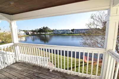 220 Pompano Drive SE #H, Saint Petersburg, FL 33705 - Photo 12