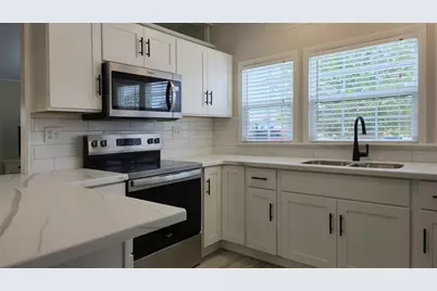 720 Butterfield Circle, Englewood, FL 34223 - Photo 6