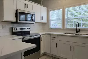 720 Butterfield Cir, Englewood, FL 34223 - Photo 6