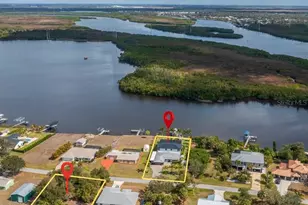 2424 Harbour Dr, Punta Gorda, FL 33983 - Photo 4