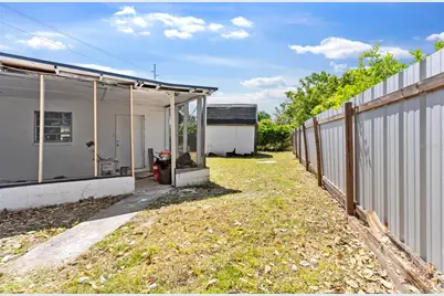 815 Papaya Drive, Tampa, FL 33619 - Photo 30