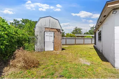 815 Papaya Drive, Tampa, FL 33619 - Photo 32