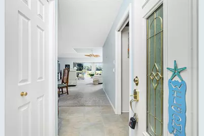 11409 SW Courtney Drive, Lake Suzy, FL 34269 - Photo 4