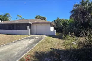 2094 Carpetgreen St, Port Charlotte, FL 33948 - Photo 2