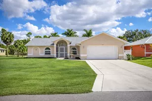 1054 General St, Port Charlotte, FL 33953 - Photo 2