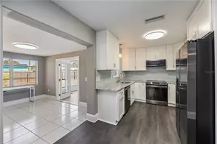 1824 Rhoades Terrace, Sarasota, FL 34234 - Photo 14