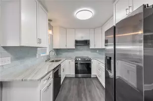 1824 Rhoades Terrace, Sarasota, FL 34234 - Photo 16