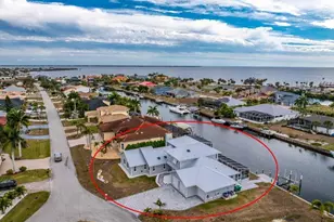 139 Seville Pl SW, Port Charlotte, FL 33952 - Photo 56