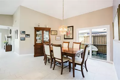 689 Linden Drive, Englewood, FL 34223 - Photo 14