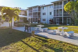 649 Tamiami Trail S, Venice, FL 34285 - Photo 32