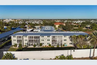 649 Tamiami Trail S #112, Venice, FL 34285 - Photo 1