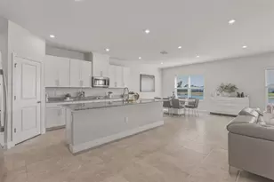 16390 Queen Palm Dr, Port Charlotte, FL 33953 - Photo 8