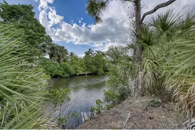 3015 Banyan Way, Punta Gorda, FL 33950 - Photo 4