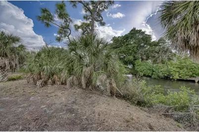 3015 Banyan Way, Punta Gorda, FL 33950 - Photo 12