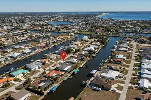 121 Sinclair St SE, Port Charlotte, FL 33952 - Photo 10