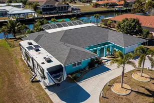 121 Sinclair St SE, Port Charlotte, FL 33952 - Photo 4