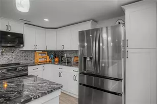 121 Sinclair St SE, Port Charlotte, FL 33952 - Photo 36