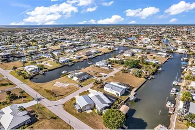 700 Longbeach Court, Punta Gorda, FL 33950 - Photo 60