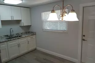 426 E Virginia Ave, Punta Gorda, FL 33950 - Photo 2