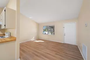 2095 Como St, Port Charlotte, FL 33948 - Photo 8