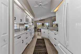 3179 Village Ln, Port Charlotte, FL 33953 - Photo 10