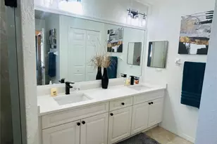 3525 SW 8th Ct SW, Cape Coral, FL 33914 - Photo 10