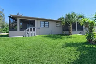 3211 Riverside Dr, Punta Gorda, FL 33950 - Photo 42