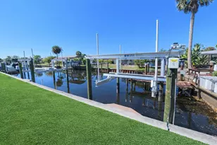 3211 Riverside Dr, Punta Gorda, FL 33950 - Photo 2