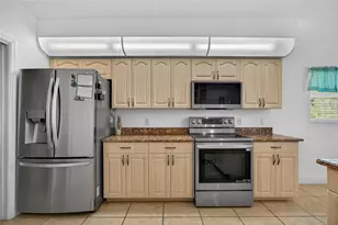 138 Wahoo Dr, Rotonda West, FL 33947 - Photo 16