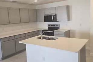 184 Athabasca Dr, Poinciana, FL 34759 - Photo 4