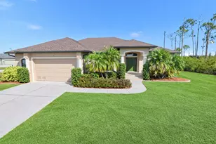 2 Stern Pl, Placida, FL 33946 - Photo 2