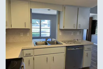 22 Oakland Hills Court, Rotonda West, FL 33947 - Photo 12