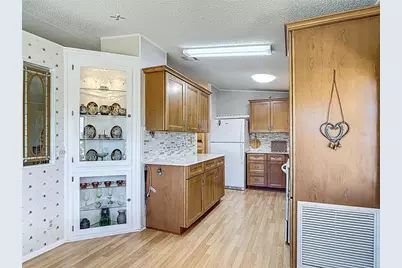 556 Madero, North Port, FL 34287 - Photo 12