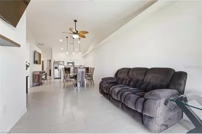 528 SE 5th Place, Cape Coral, FL 33990 - Photo 24