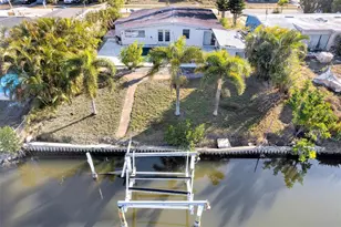 839 Conreid Dr NE, Port Charlotte, FL 33952 - Photo 10