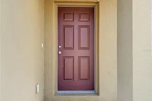 13221 Waterford Castle Dr, Dade City, FL 33525 - Photo 6