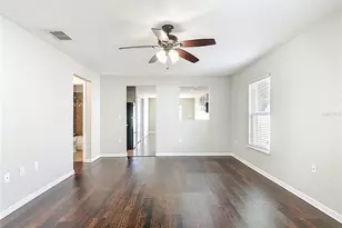 13221 Waterford Castle Dr, Dade City, FL 33525 - Photo 10