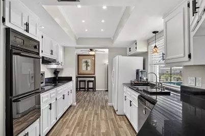 441 Chestnut Avenue NW, Port Charlotte, FL 33952 - Photo 10