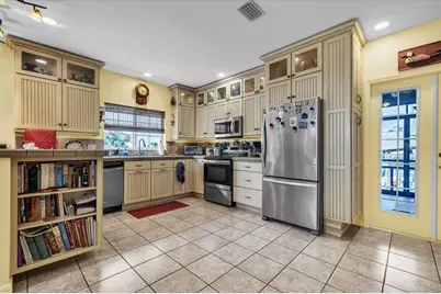 141 Summerset Drive, Punta Gorda, FL 33982 - Photo 6