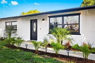 1311 Cypress Ave, Venice, FL 34285 - Photo 1