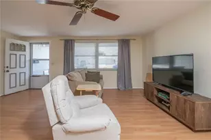 5207 School Rd, New Port Richey, FL 34653 - Photo 2