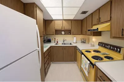 21280 Brinson Avenue #106, Port Charlotte, FL 33952 - Photo 4