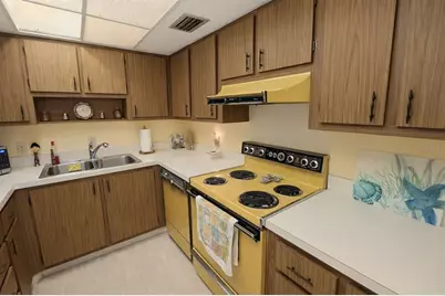 21280 Brinson Avenue #106, Port Charlotte, FL 33952 - Photo 6