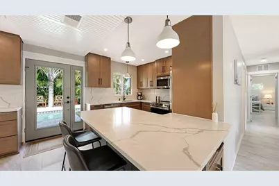 628 W Olympia Avenue, Punta Gorda, FL 33950 - Photo 10