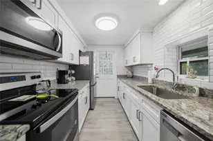 19909 Midway Blvd, Port Charlotte, FL 33948 - Photo 8